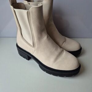 Rocket Dog Cream Ankle Booties